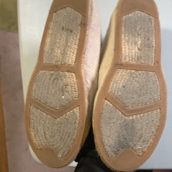 Cushion Walk by AVON Pineapple Espadrilles Flats - Picture 4 of 5